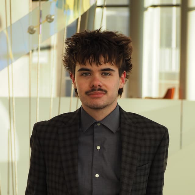Joe's headshot